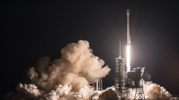 Старт ракеты Falcon 9. Архивное фото
