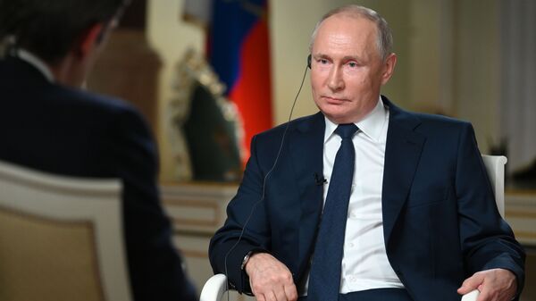  Президент РФ В. Путин дал интервью американской телекомпании NBC