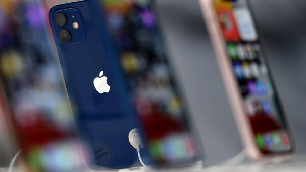 Старт продаж iPhone 13