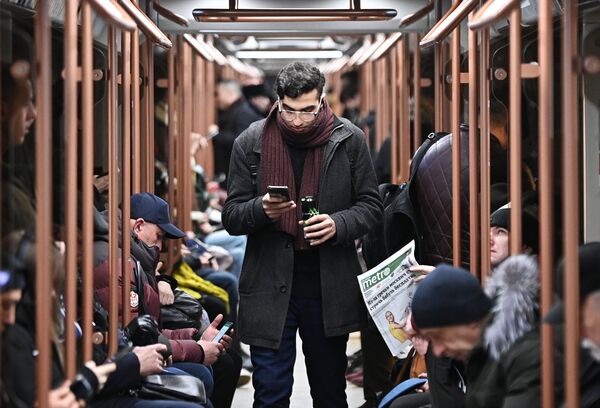 В Москве отменили масочный режим