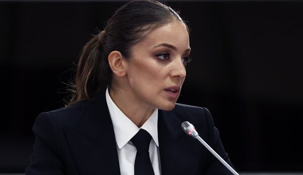 Зарина Догузова