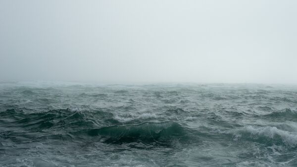 Волны, море